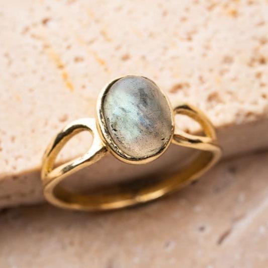 Labradorit Ring gold oval im Vintage Stil handgemacht