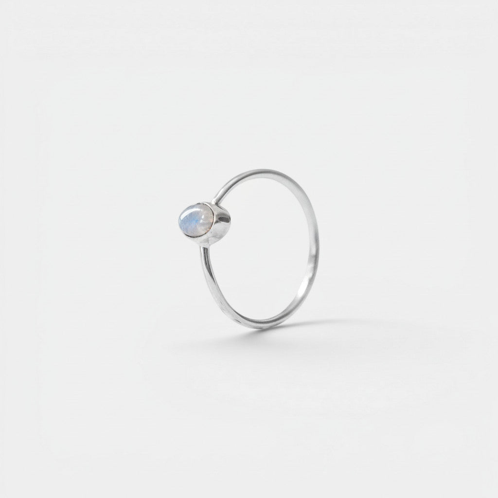 Nooe UG handmade 925 sterling silver ring with oval moonstone. Delicate and elegant.