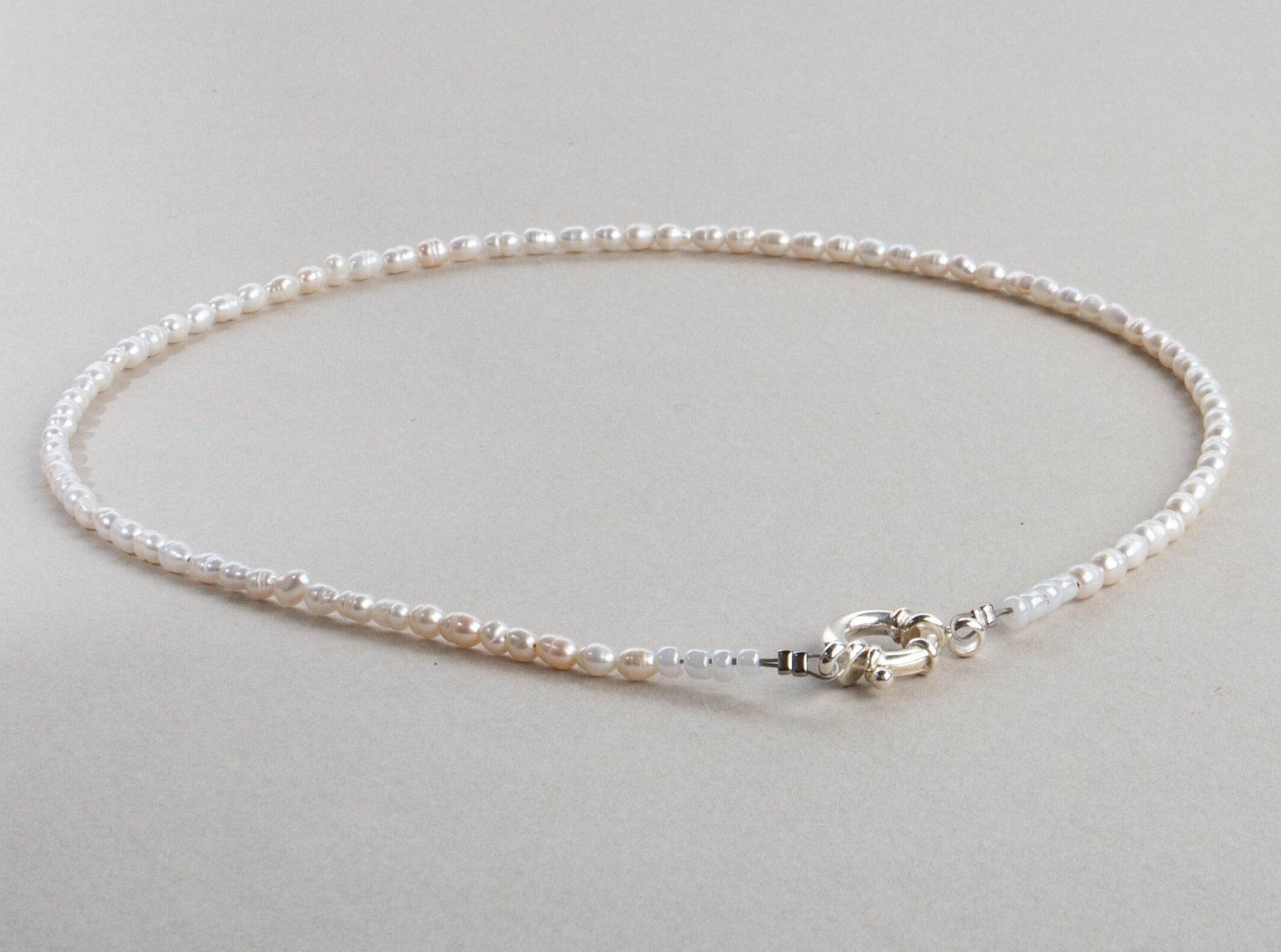 Perlenkette Choker Kette weiß silber handgemacht - NooeBerlin