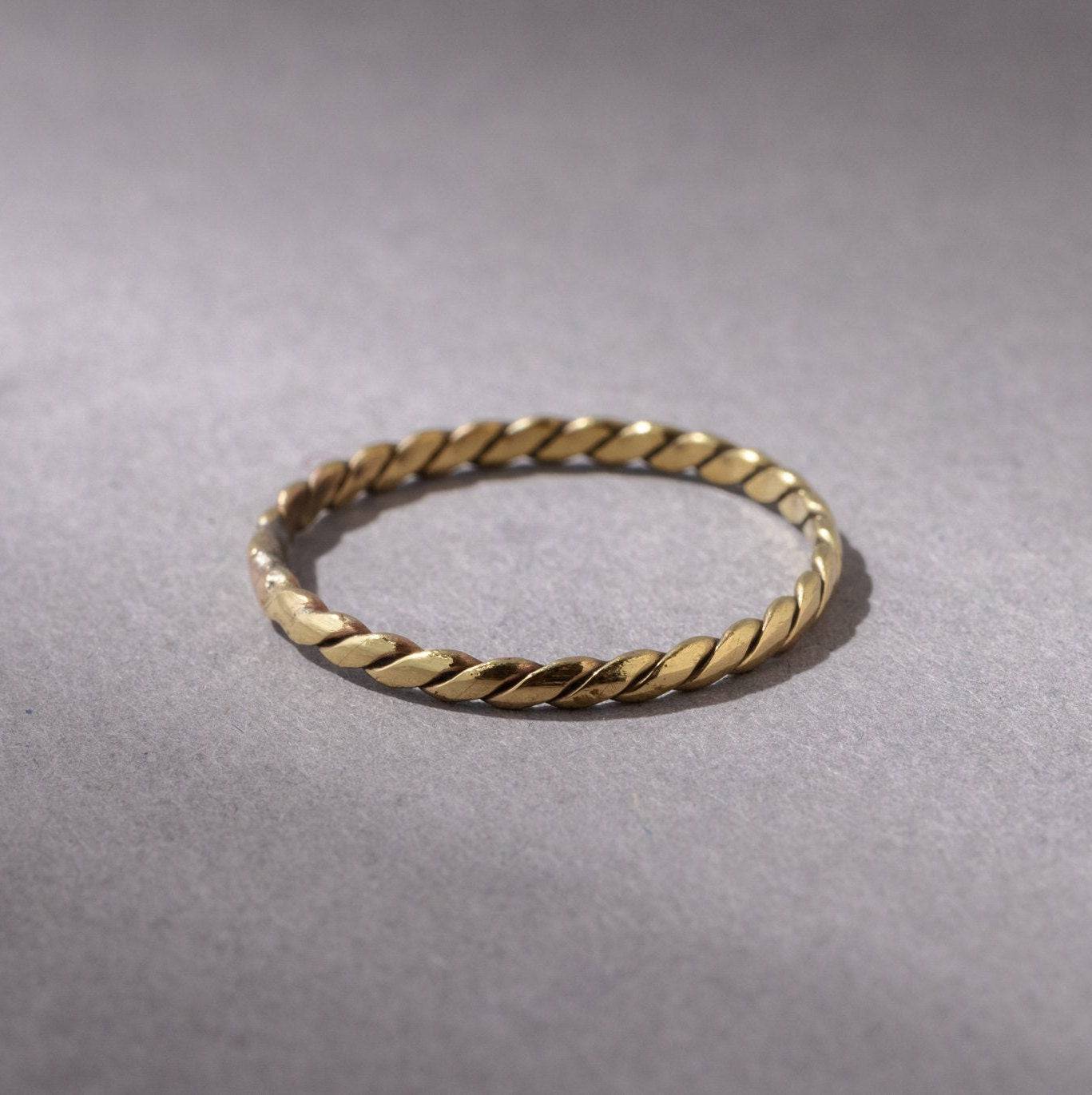 Geflochtener Ring aus Messing handgemacht - NooeBerlin