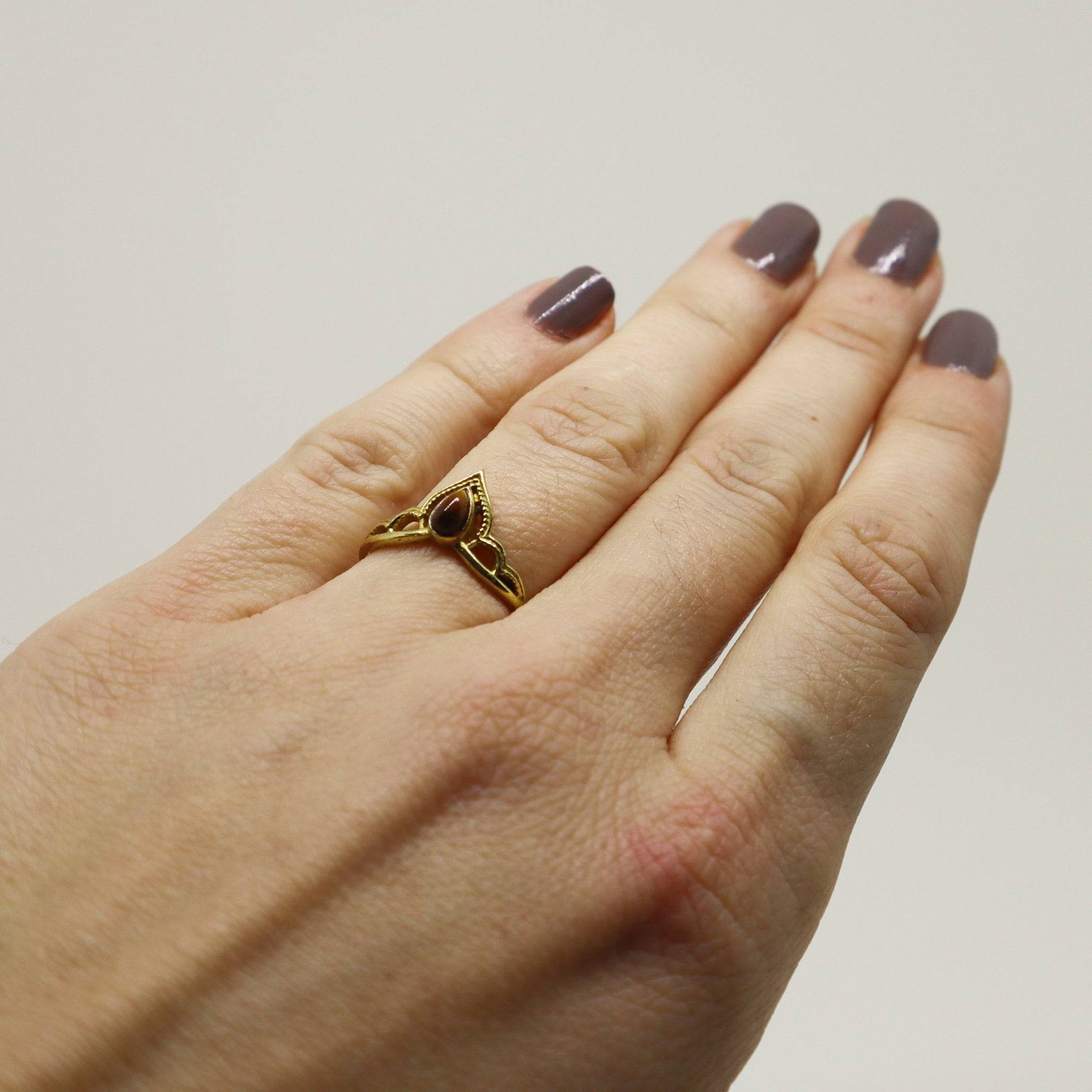 Tiara Kronen Ring mit Tigerauge Spitze gold handgemacht - NooeBerlin