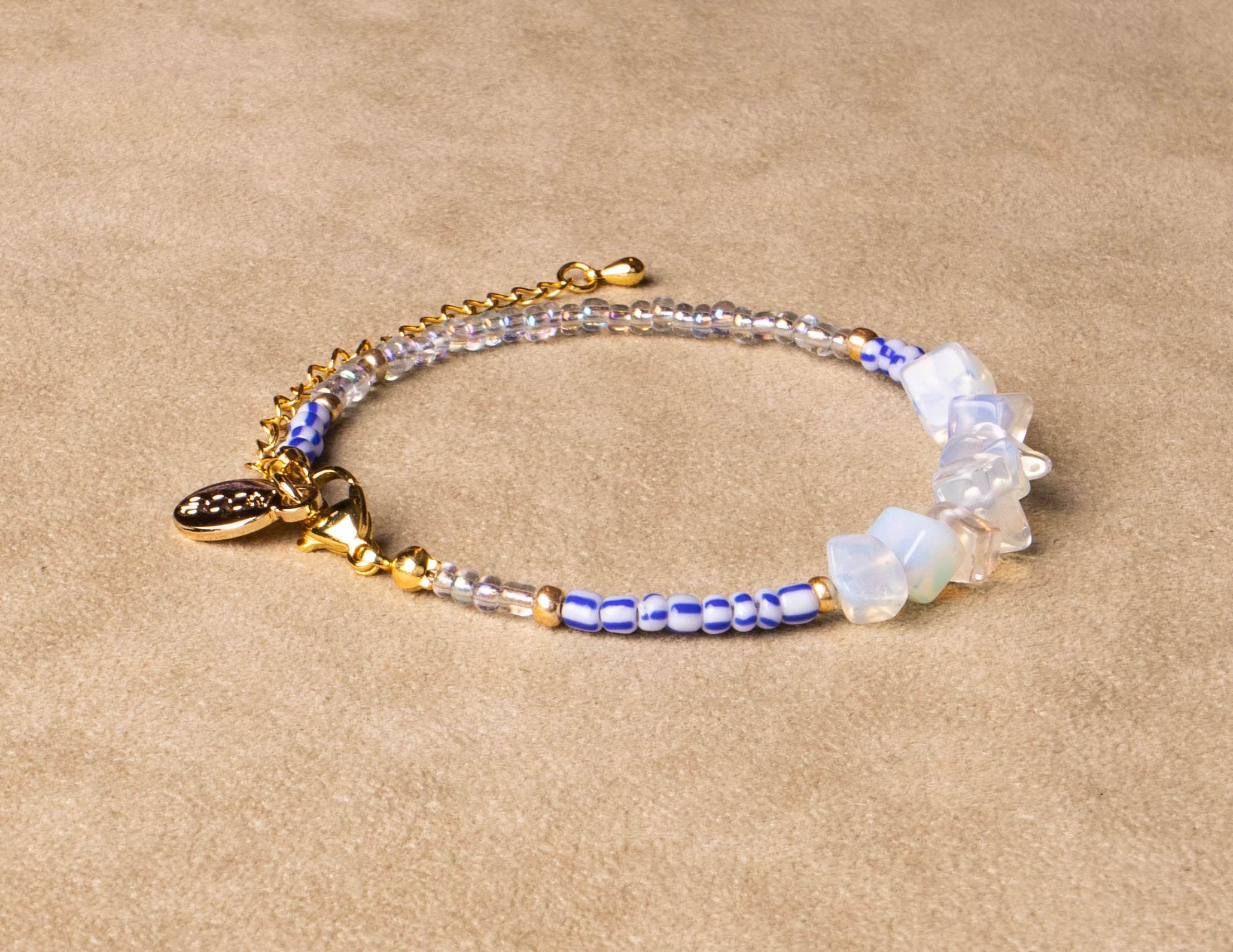 Perlen Armband Paperclip Rocailles Opal gold vergoldet - NooeBerlin