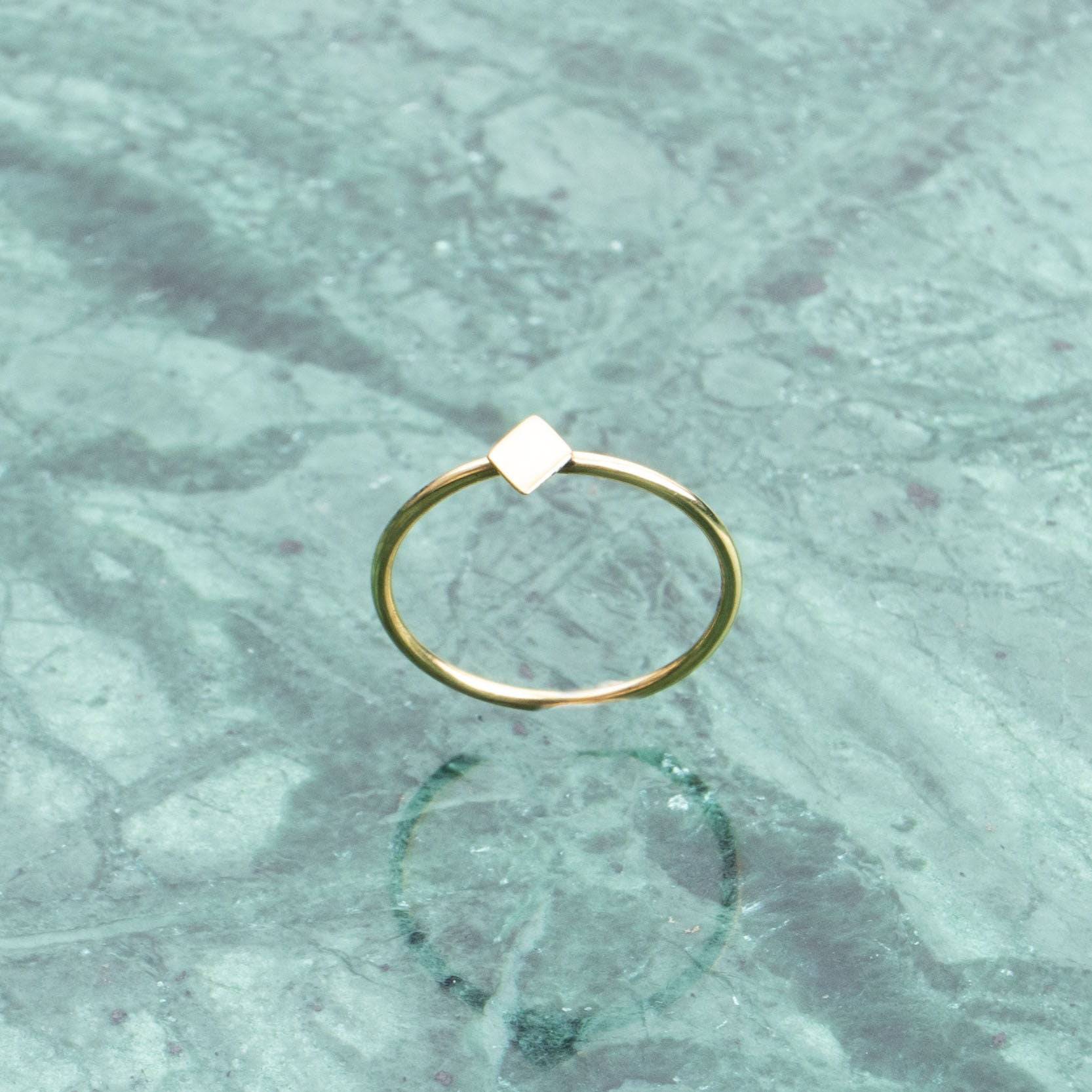 Kleiner Karo Ring gold handgemacht - NooeBerlin