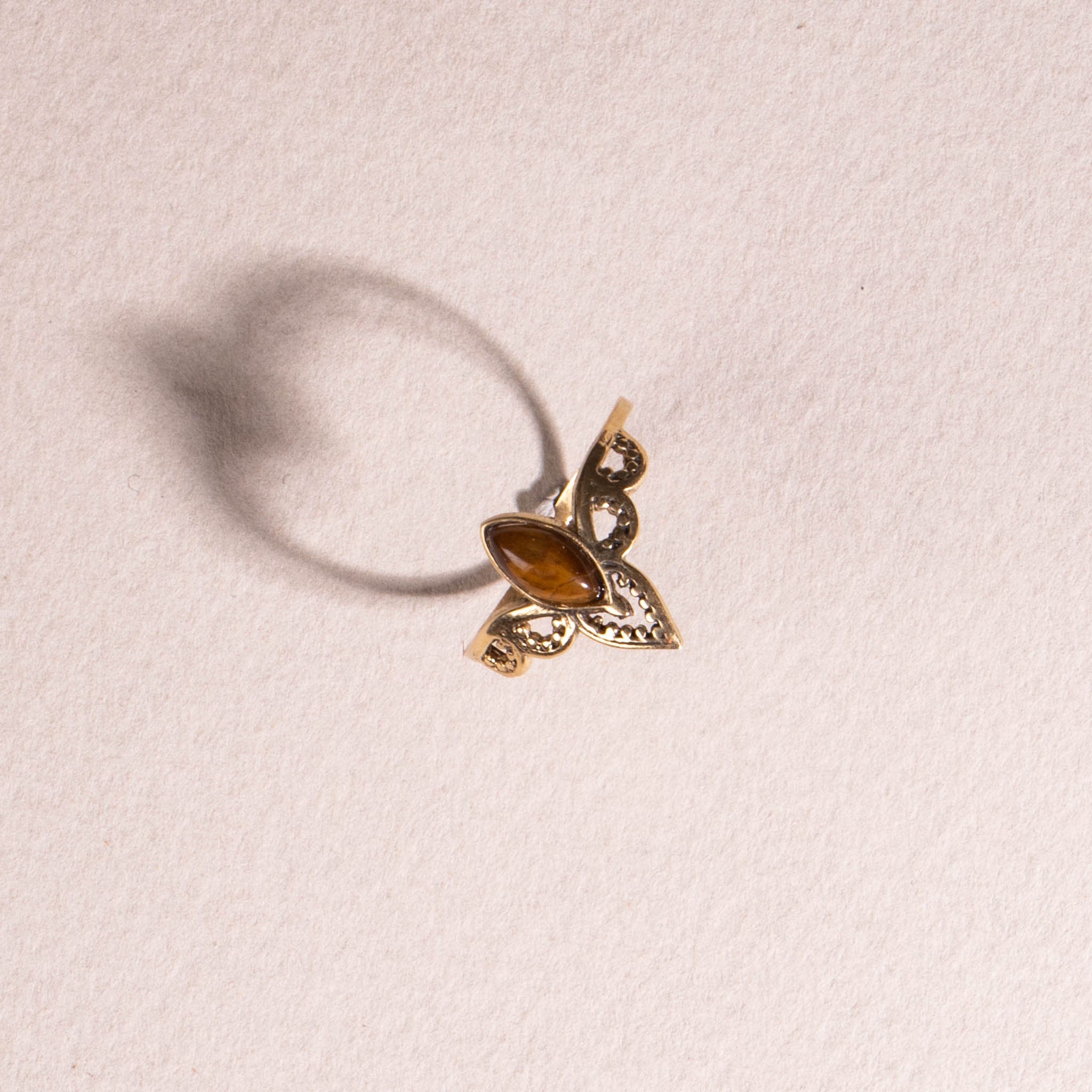 Auge Kronen Ring mit Tigerauge gold handgemacht