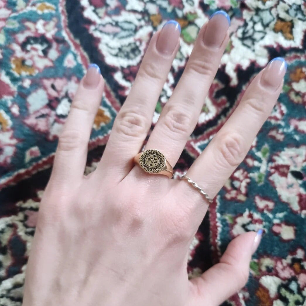 Sonne Mond Ring - Siegelring gold handgemacht